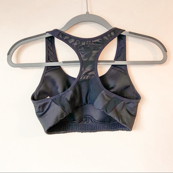 Nike sports bra - Picture 2 of 2